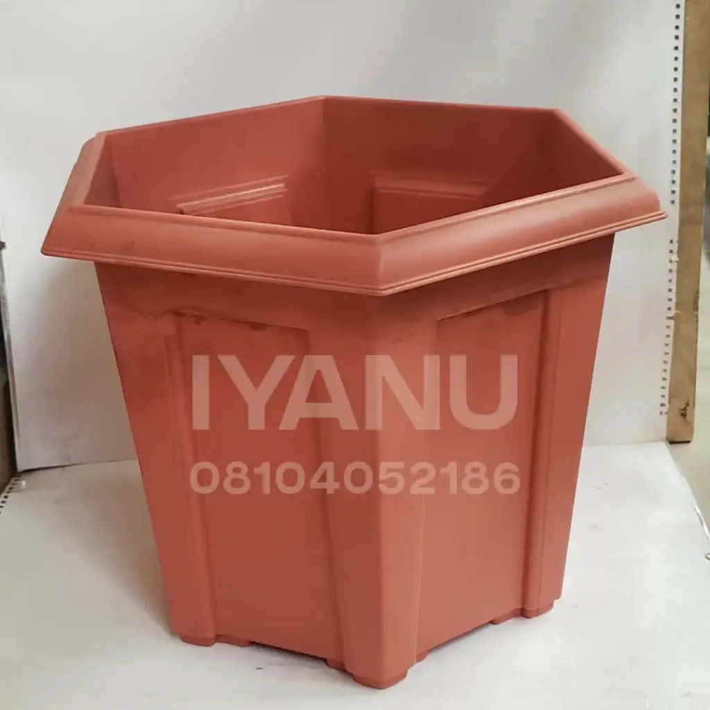 R138 - Hanna Flower Pot (B) 40cm