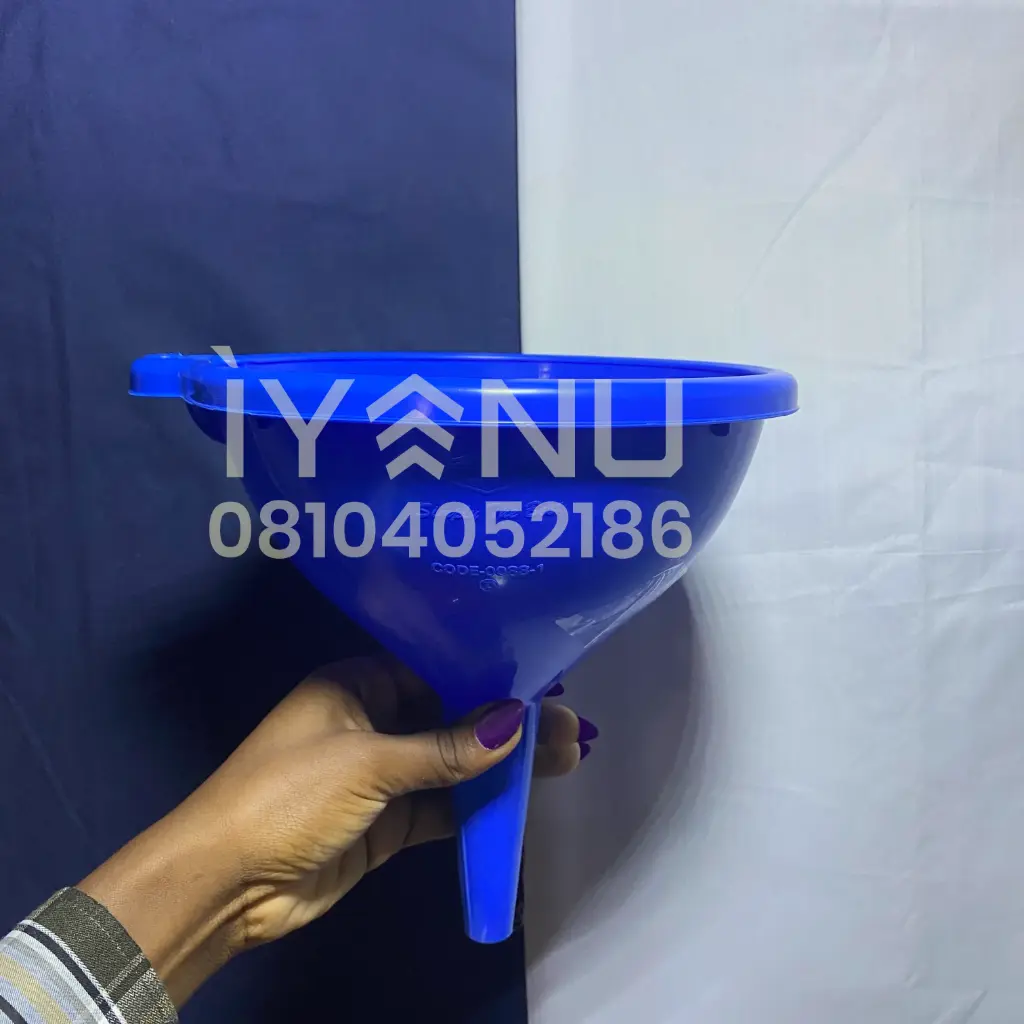 Y113 - 8" Funnel