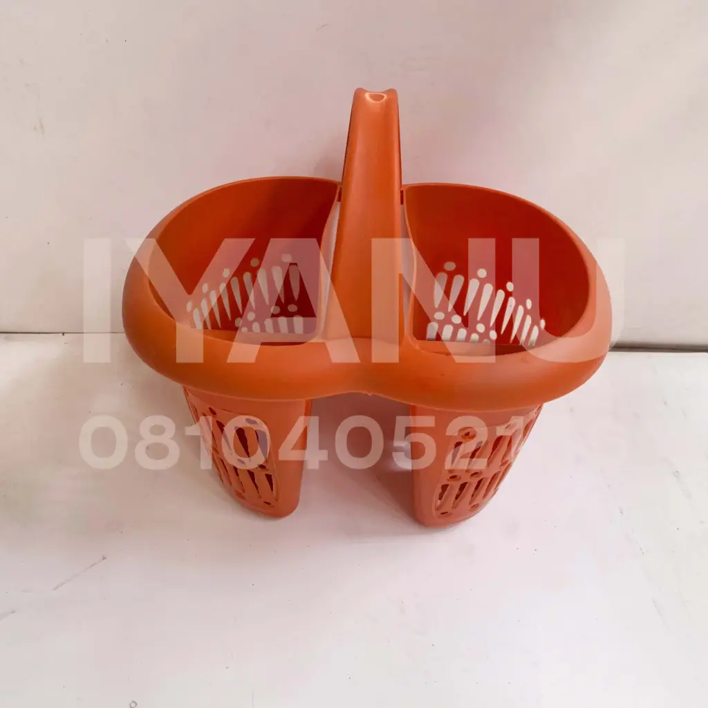 Y146 - Multi-Utility Holder