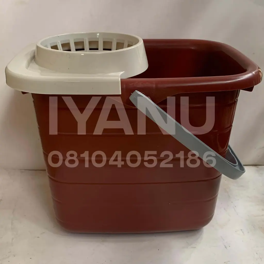 P179 - Mop Bucket SMP