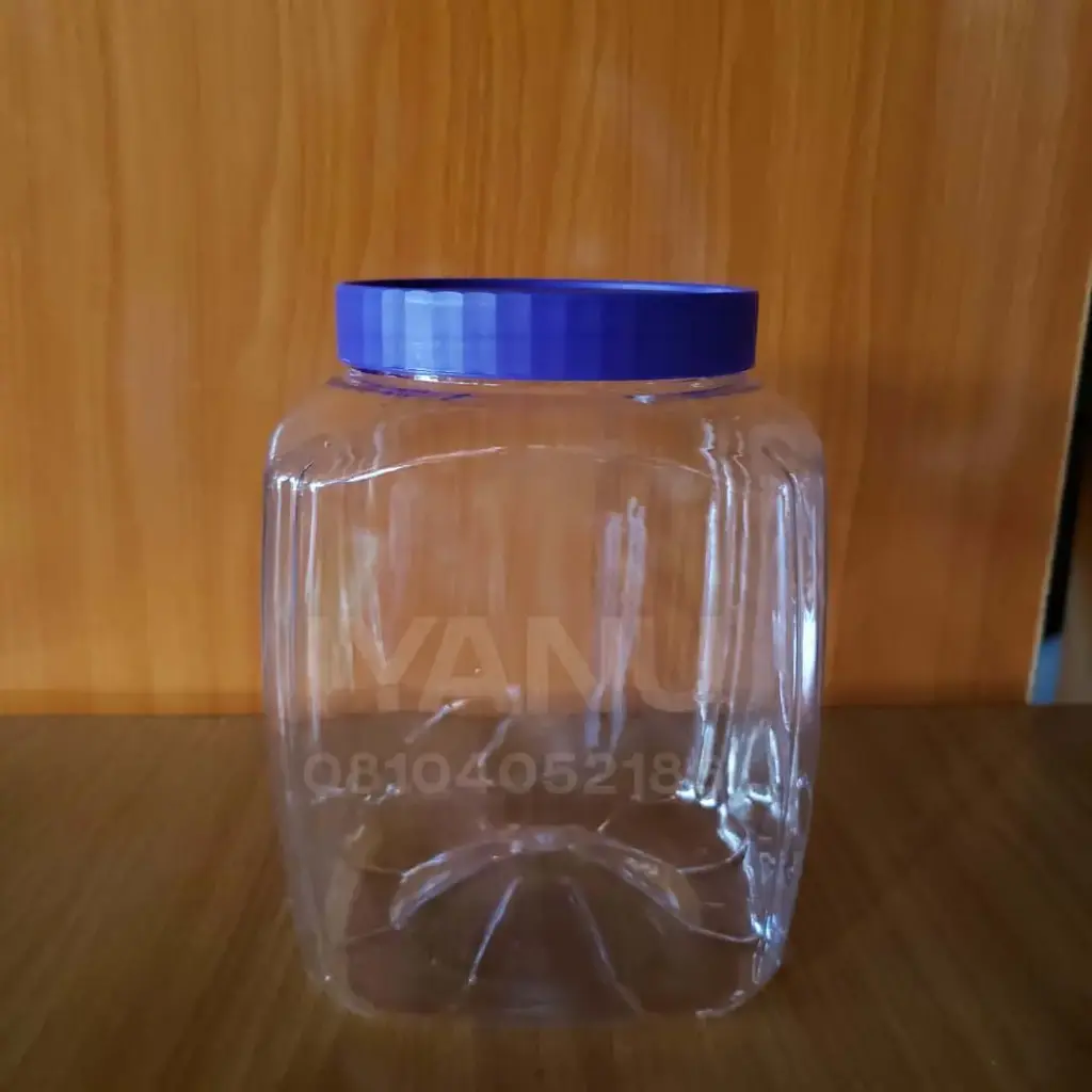 F74 - Pet Jar Sq. 2500ml ***