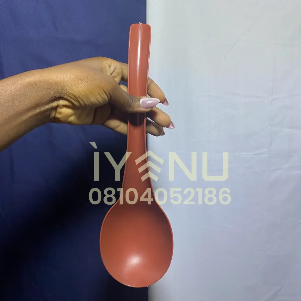 K47 - Serving Spoon VIV ***