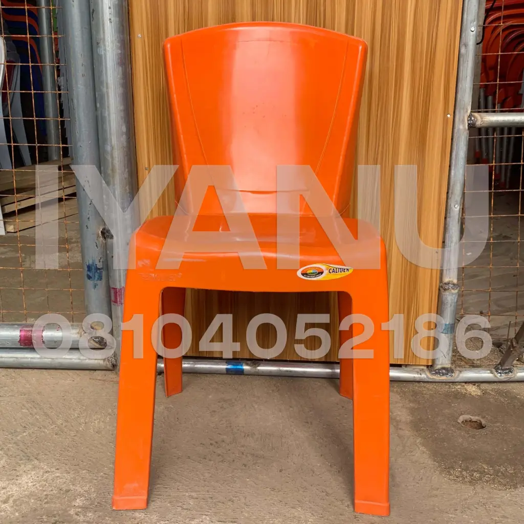 C49 - Caliber Chair