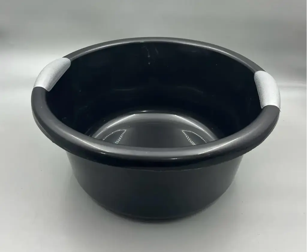 V75 - Kitchen Bowl Black (M) SMP [PEN16]