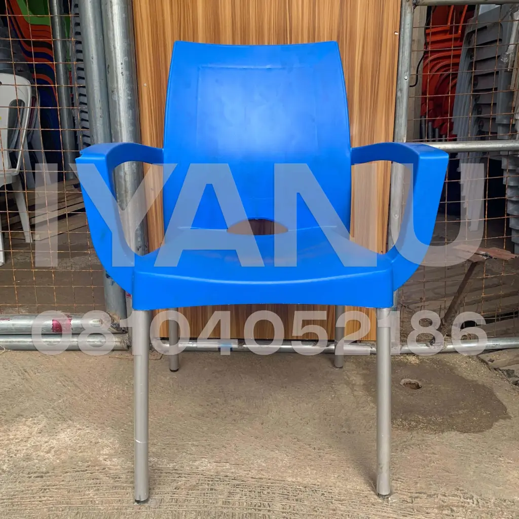 C82 - Executive Chair