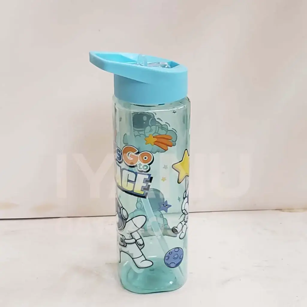 B11 - Character WB + straw