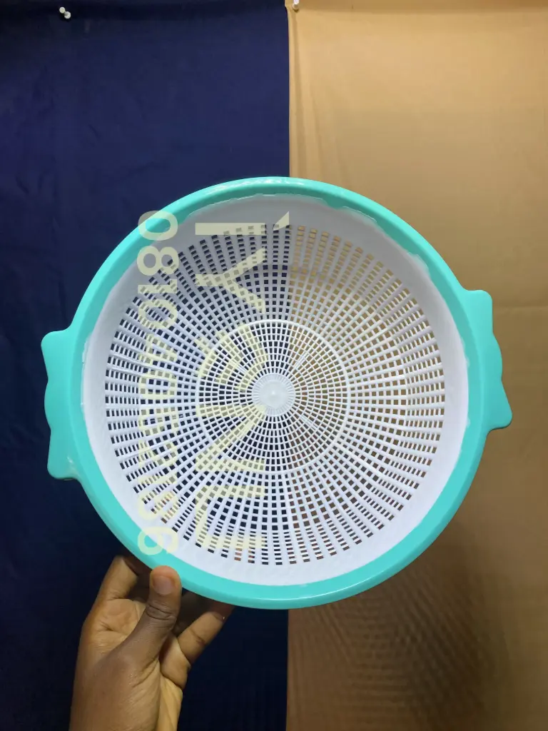 Y30 - Mega Strainer