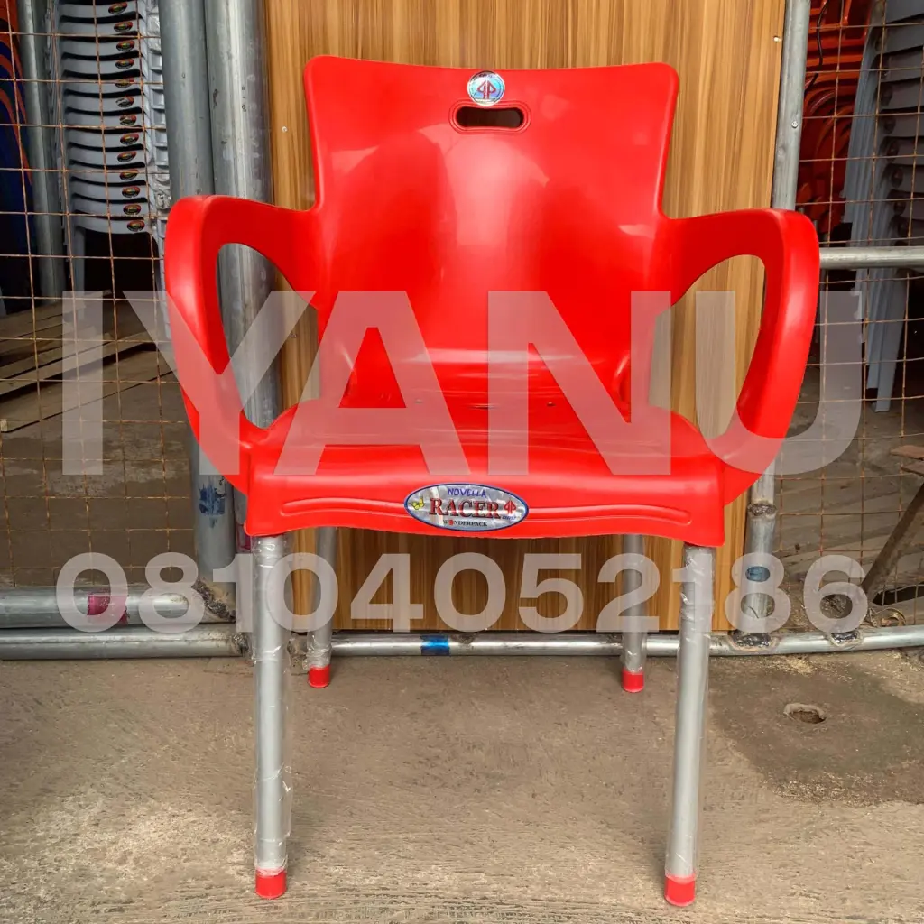 C63 - Racer Chair