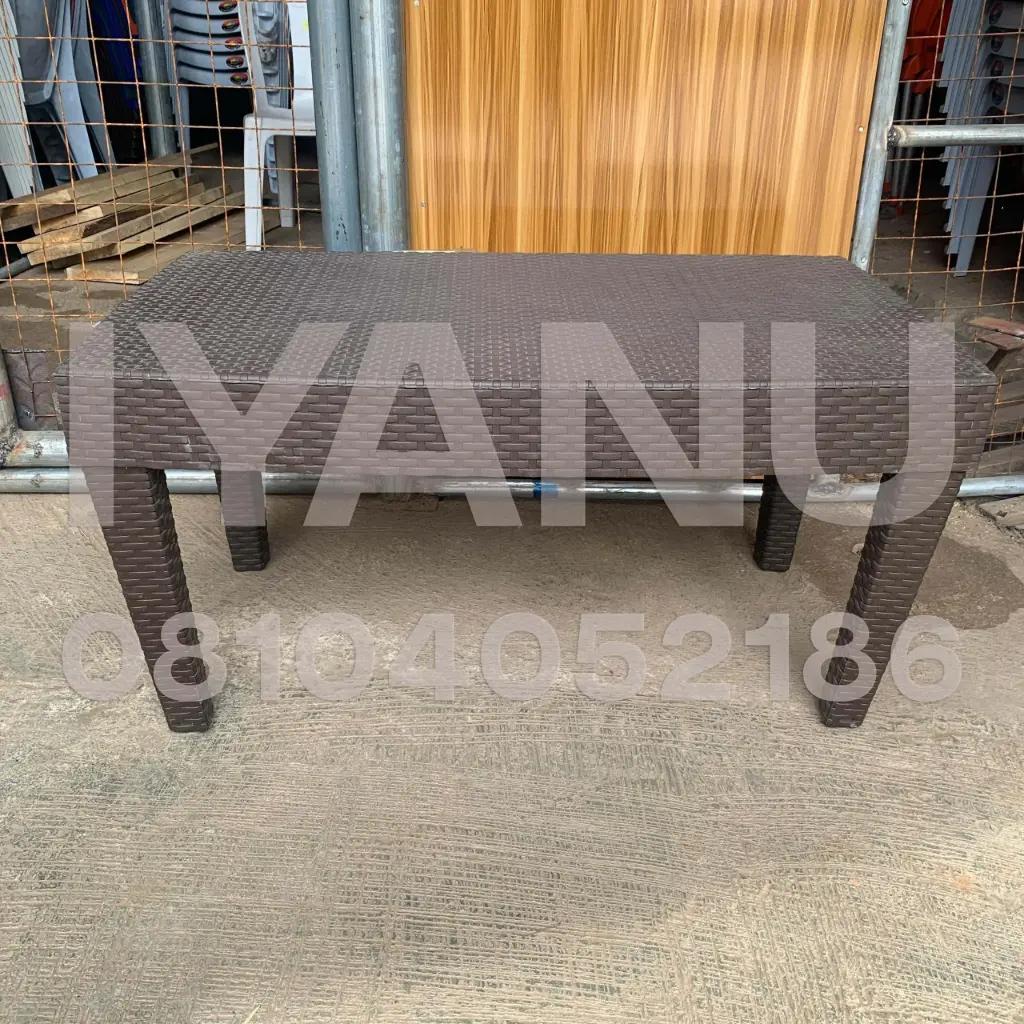 C154 - Ranoush Table***
