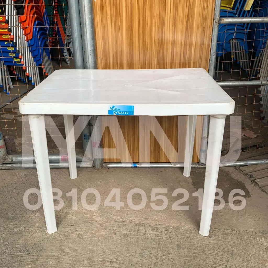 C156 - Dynasty Table