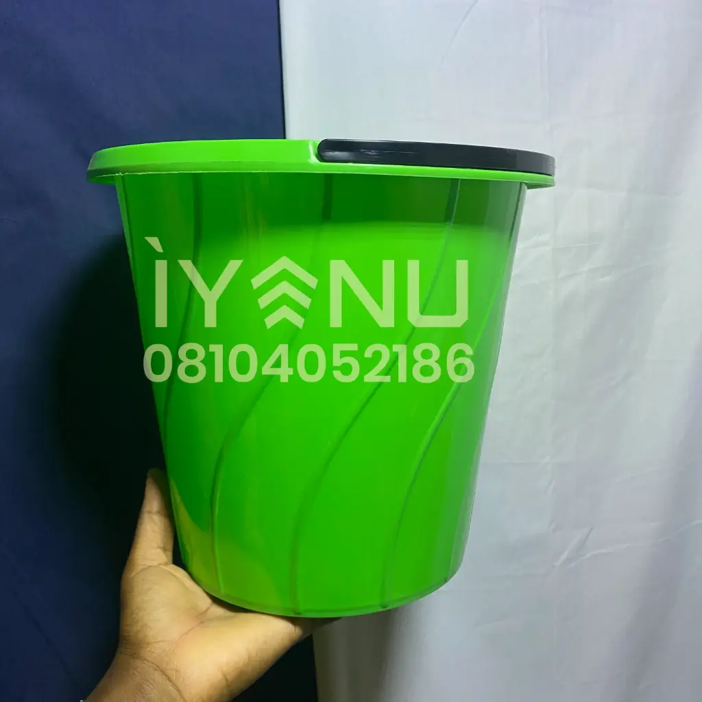 P117 - Spiral Bucket 15L VIK