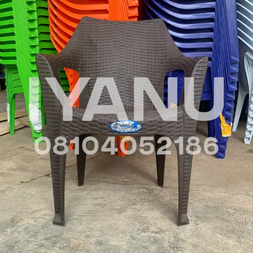 [C70] C70 - Mimi Chair