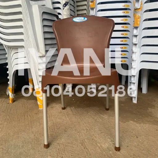 [C52] C52 - Alexa Chair