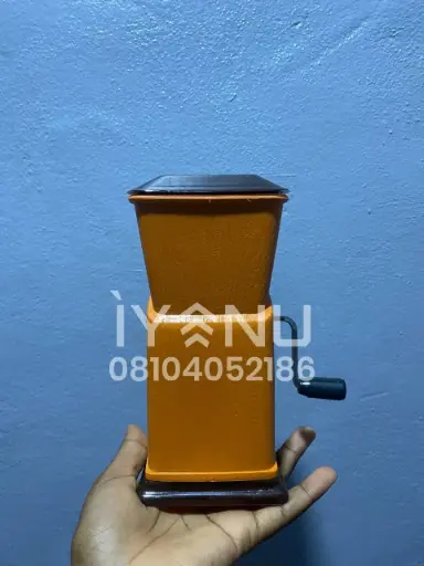 [LL64] LL64 - Wooden Chilly Cutter (RN327)