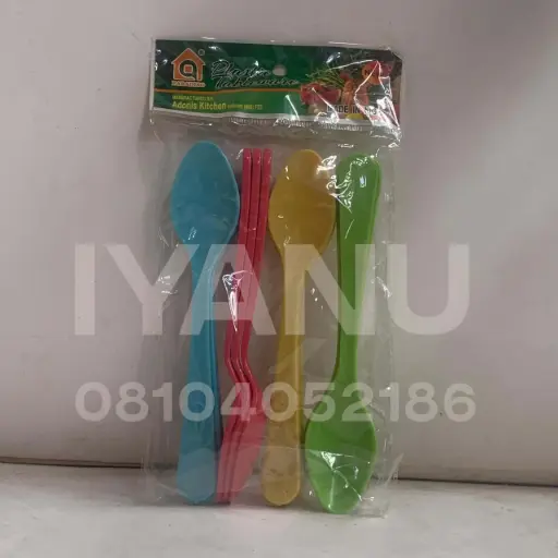[K70] K70 - Plastic Spoon x12