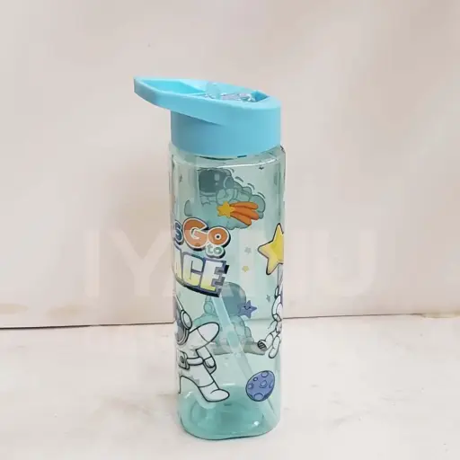 [B11] B11 - Character WB + straw